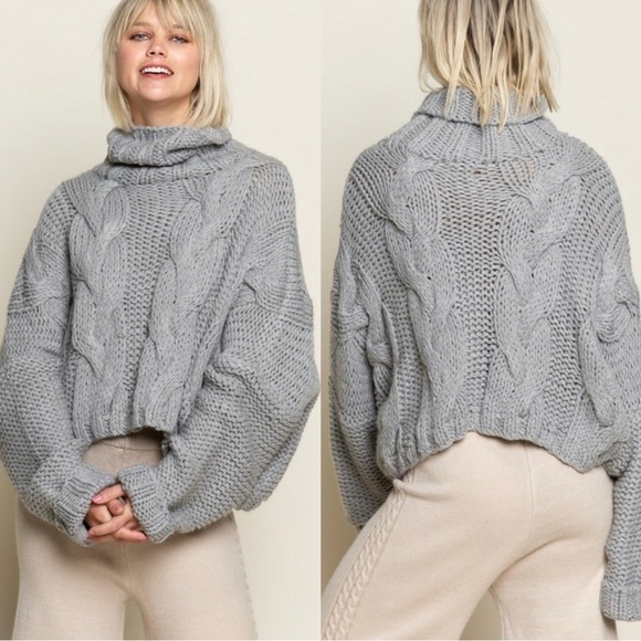 LAST ONE ☝️ The BLOSSOM Chunky Cable Knit Sweater - Picture 3 of 4